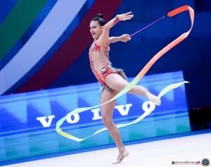 col 44706 henao luna sfe08521 simone ferraro ph